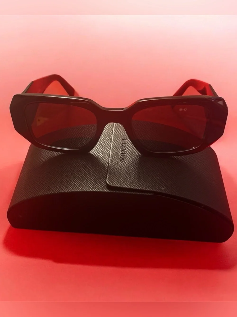 🖤Prada Symbole Trending Sunglasses - Picture 3 of 9